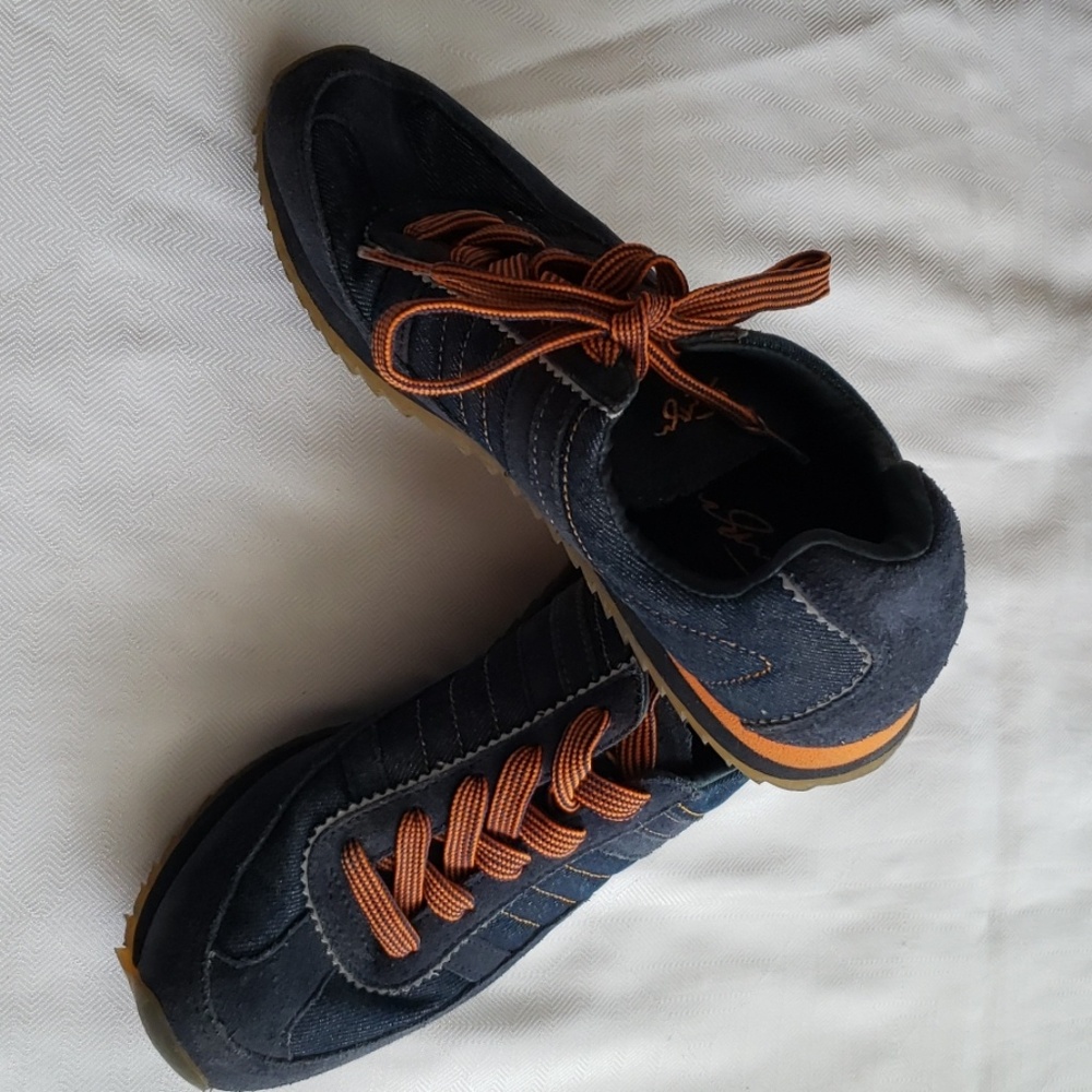 FUBU  sneakers
